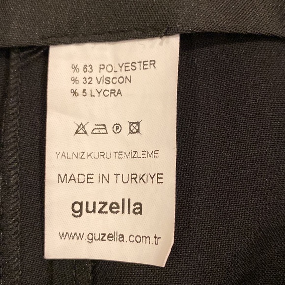 GUZELLA FUNKY CAPRI PANTS - Picture 10 of 10